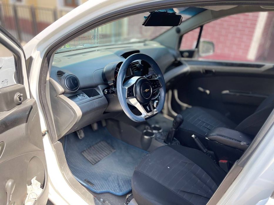 chevrolet spark oq rang