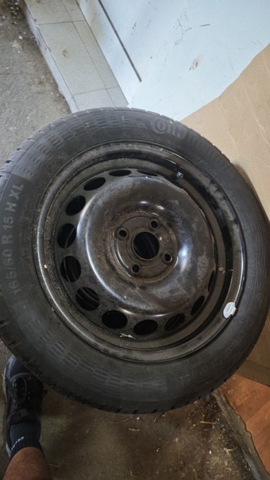 Гуми 165/60/15 Continental