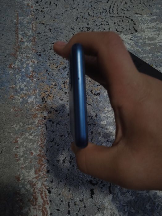 Samsung 12а телефон