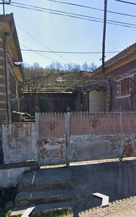 Casă +anexă  de vânzare Suncuius