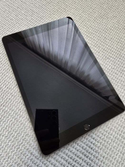 Apple iPad 10.2" (2019) 7th Gen Wifi, 128 GB, Space Gray