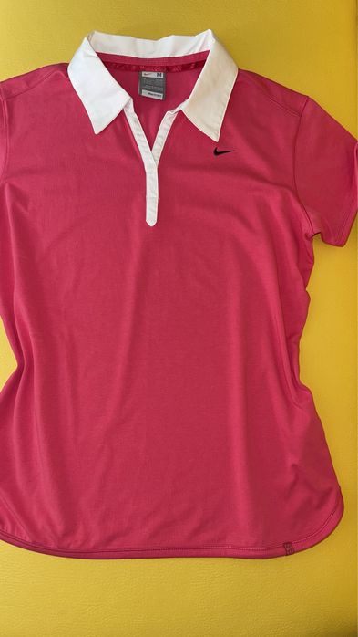 Уникална тениска Nike с бродирано лого