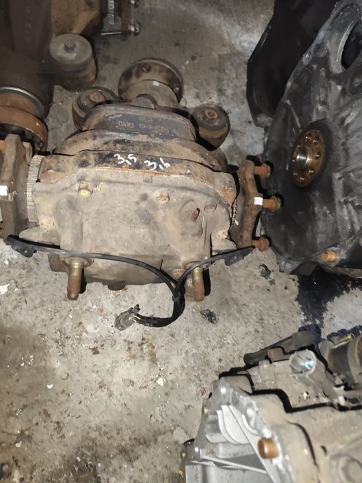 Заден Диференциал Nisan Pantfinder r51 -174кс-Двигател 2.5 -2008г