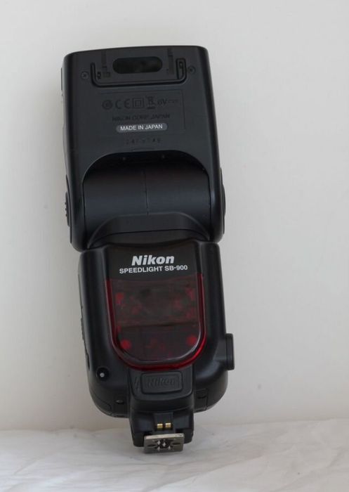 Продаю вспышку для Никон speedlight sb-900