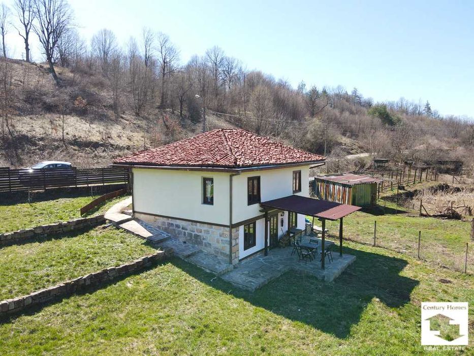 125177Реновирана къща в с. Палици, в Еленския балкан