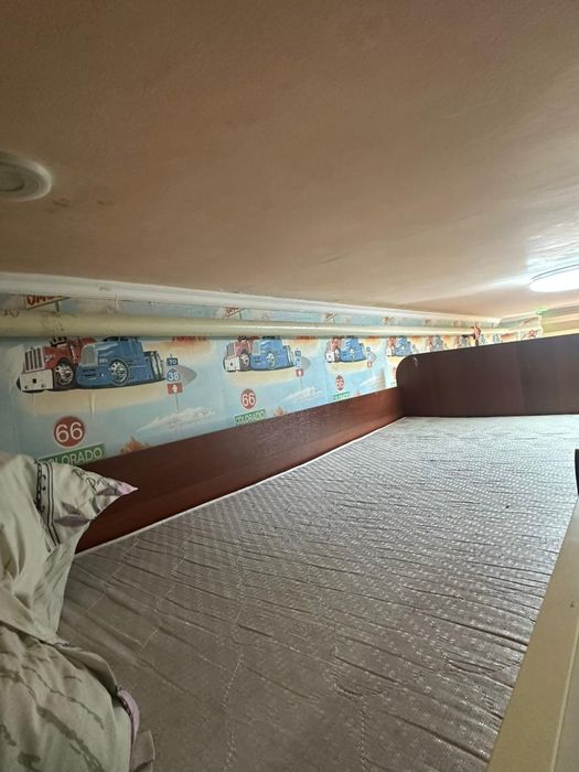 Кровать двухъярусная