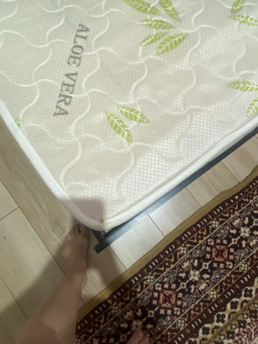 Кровать двухспальная