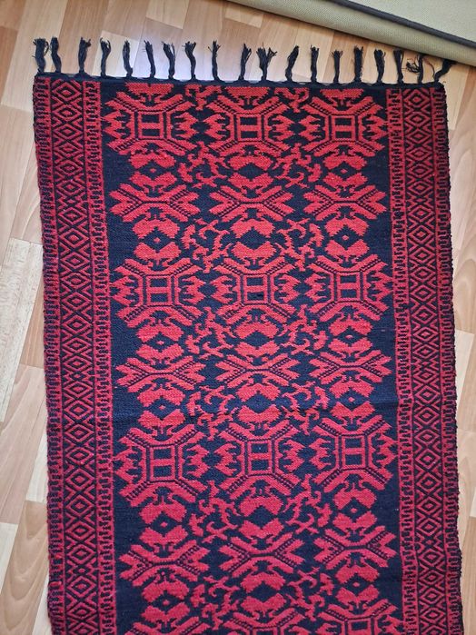 Пътека нова, тъкана