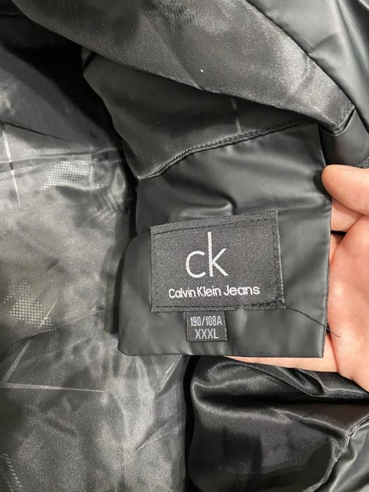 Продам зимнюю куртку