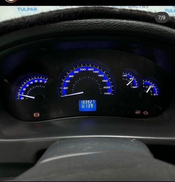 Лада приора 2012 год