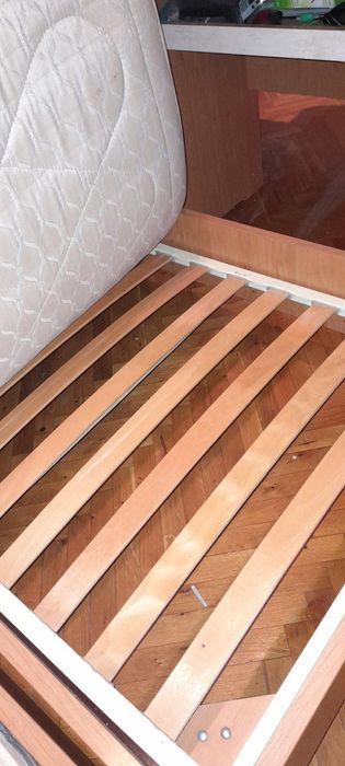 Две легла с матраци