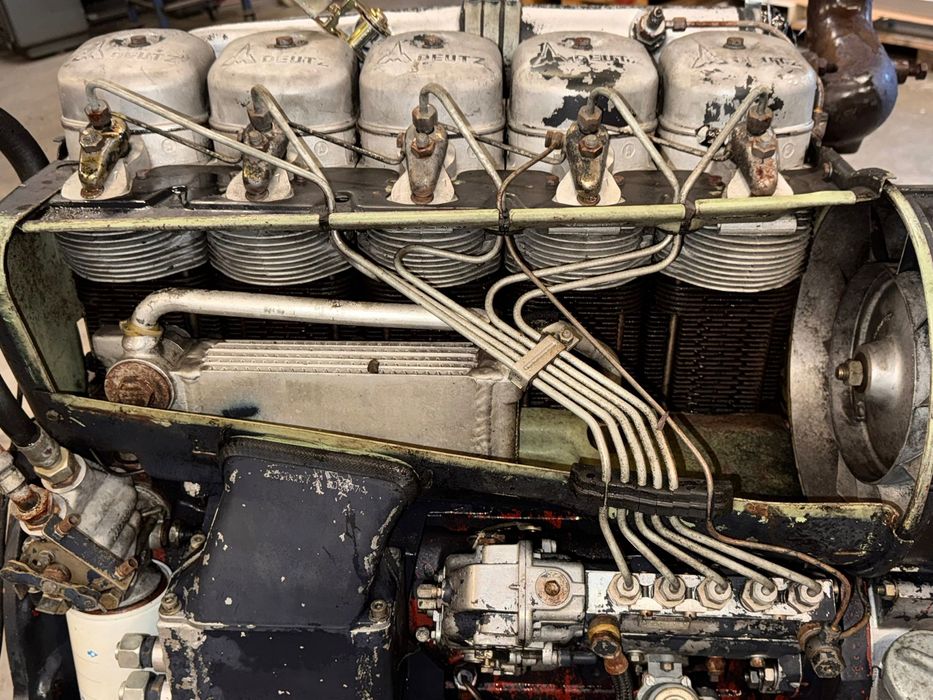 Deutz F5L913  motor in 5 pistoane fara turbo