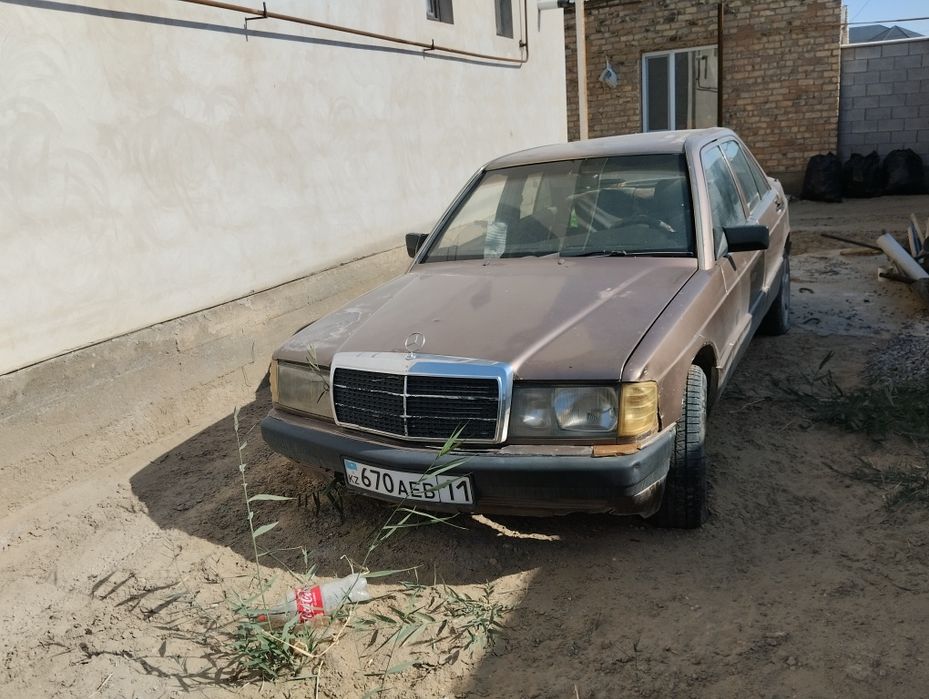 Мерседес 190 W201