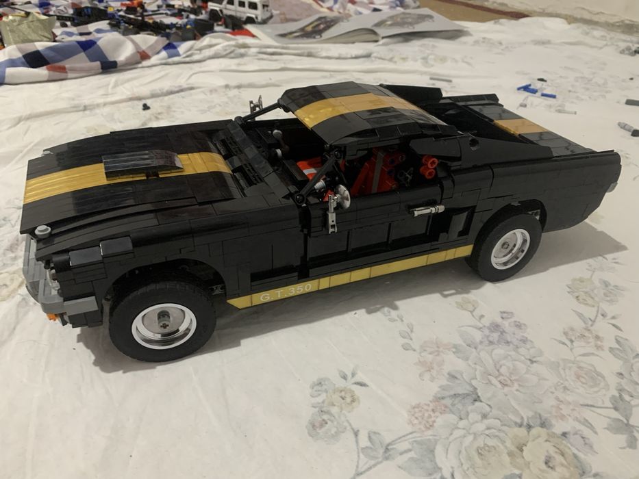В продаже лего машина MUSTANG G.T 350