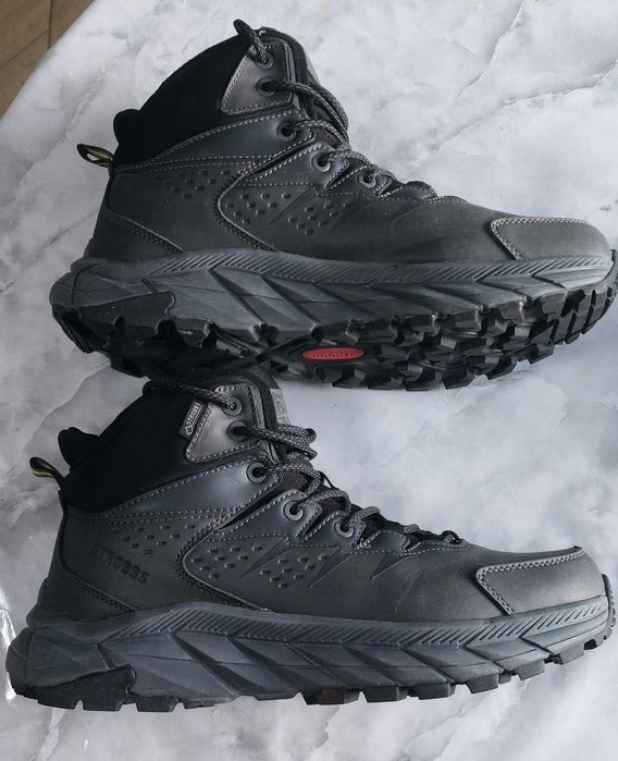 Зимние кроссовки STROBBS 43 размер!