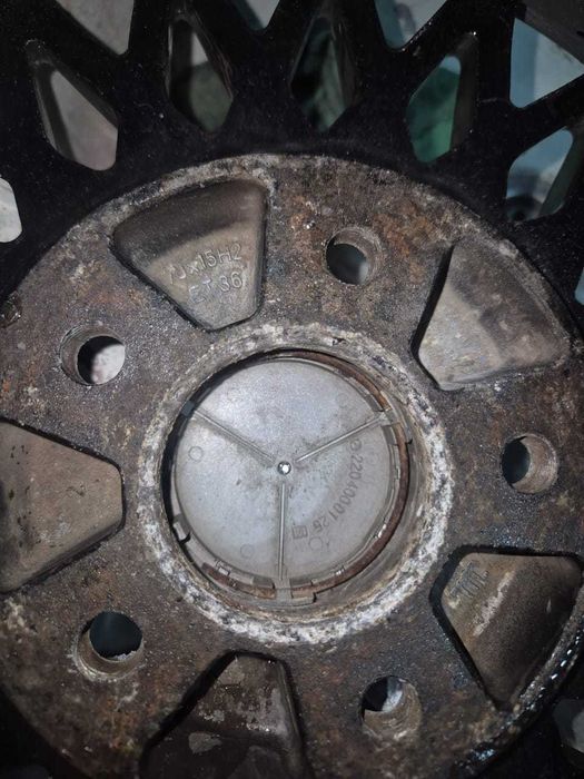 Продам диски без шин на 15