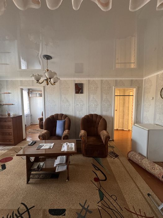 Продам 3 комн квартиру 14400