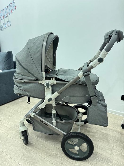 Детская коляска в хорошем состоянии