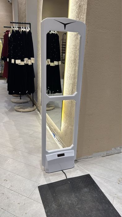 Продам шторы для примерочной