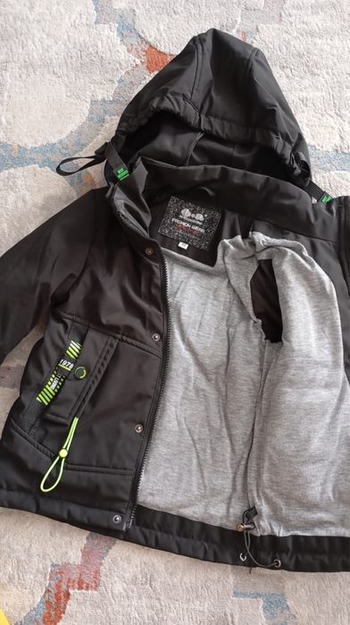 Весенняя куртка 98 см