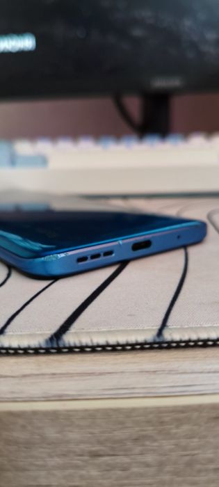 Продам телефон решит в хорошем состоянии