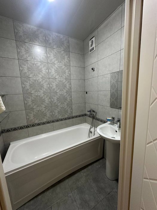 Квартира в голден хоус сагбон