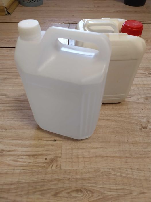 Канистры пластиковые 5л