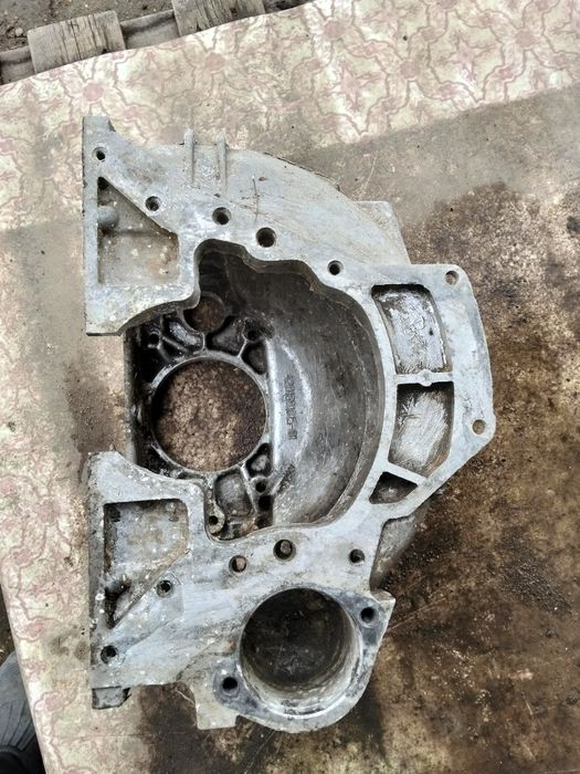 Кожух от уаза 100