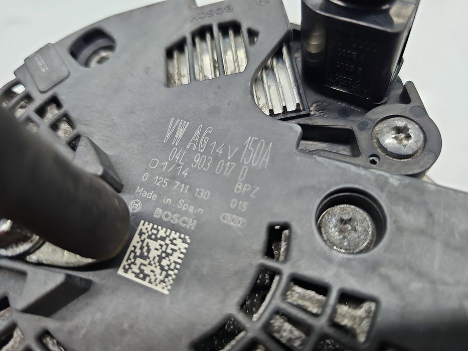 Alternator AUDI A4 (8K2, B8) [Fabr 2008-2015] 04L903017D 2.0 TDI CGLC
