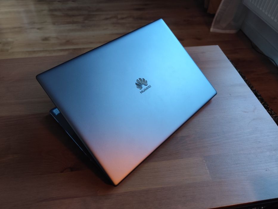 Huawei MateBook Mach-W29 13' 2160x1440 Touchscreen