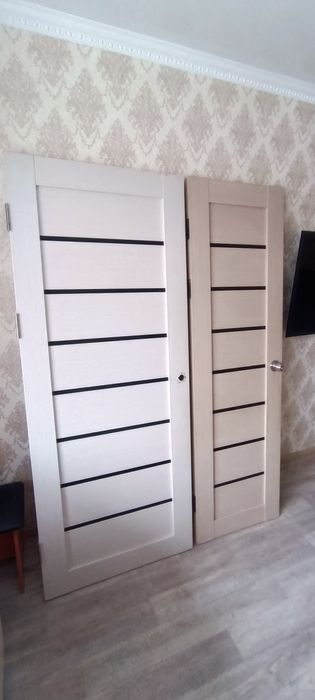 Продам двери межкомнатные