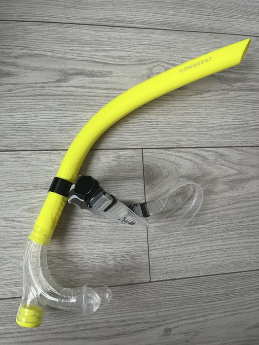 Трубка для плавания в бассейне