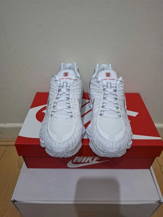 Nike Air SHOX TL Plus Triple White (всички номера от/до 40-46)