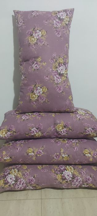 Perne Set Noi, 4 bucăți umplute cu puf, 40 x 70, 90 de lei