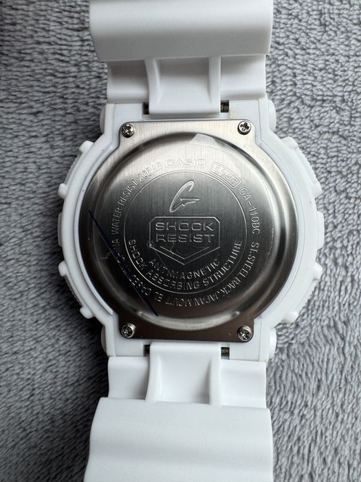 Ceas G-Shock Alb