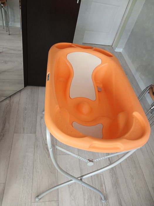 Продам фирменную ванночку