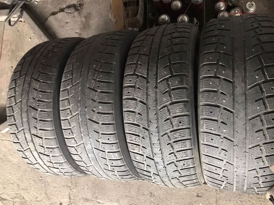 Комплект зимних шин 285/60/R18