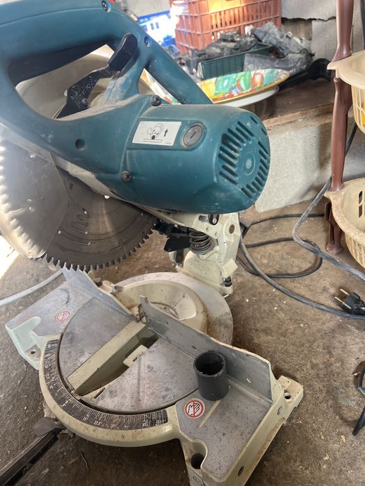 Циркуляр макита