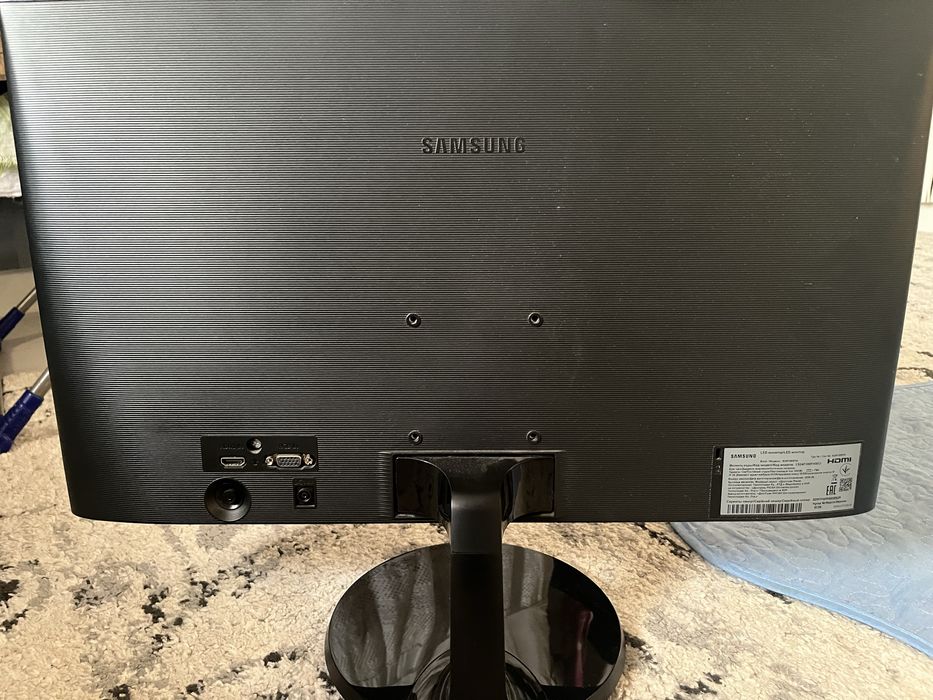 Продаеться монитор Samsung