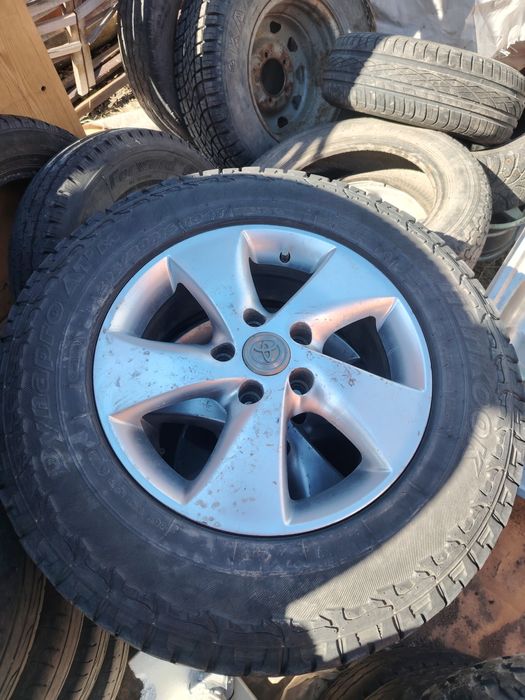 Диски с резиной тойота