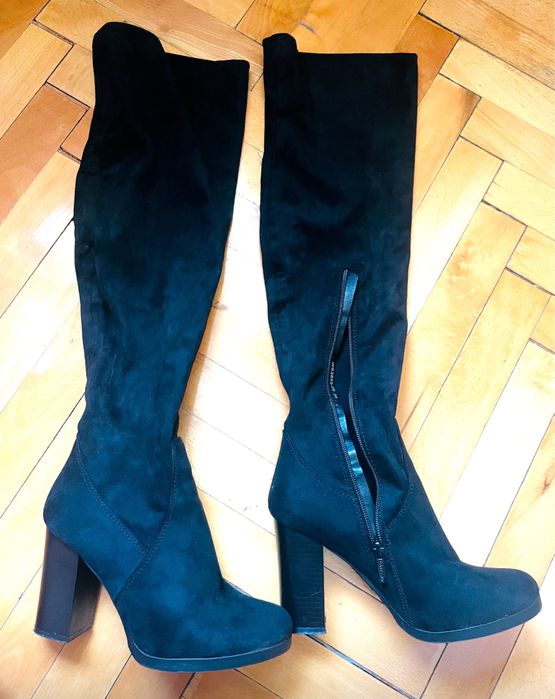 Cizme lungi, marimea 38 (Galati)