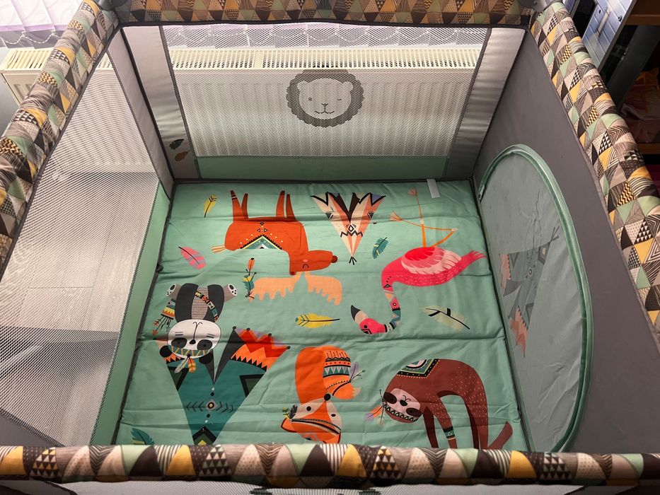 Бебешка кошара Lionelo