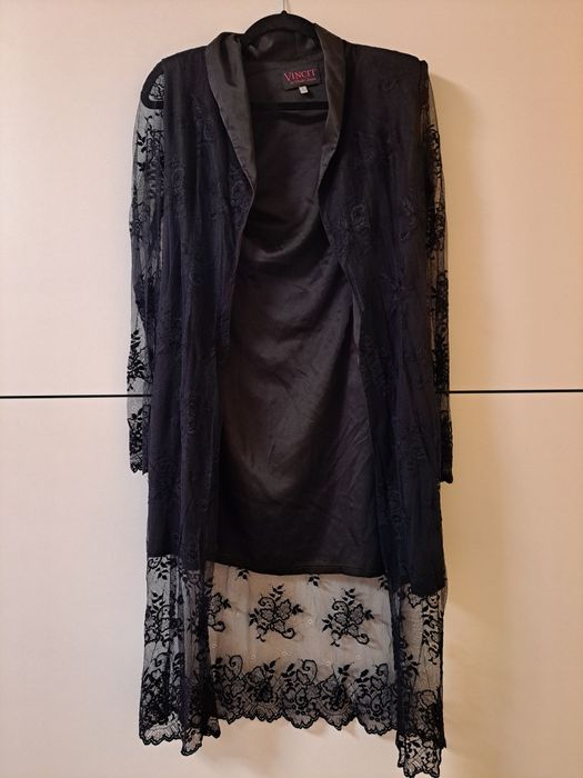 Vincit by Vesela Toteva