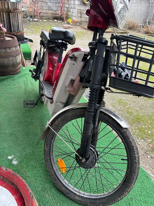 Bicicletă electrică