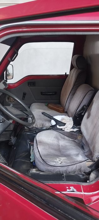 Nissan urvan sotiladi naxadu xama narsasi radnoy mator karobka naxadu