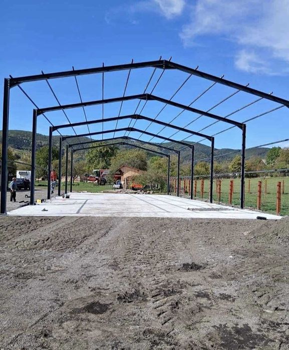 Vand hala metalica completa sau doar structura metalica