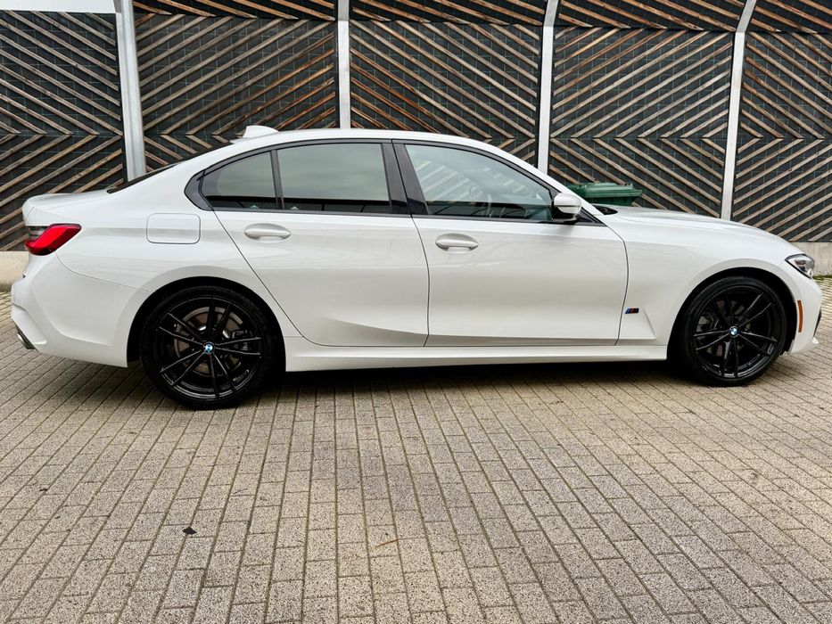 Bmw 330I X Drive /full option /impecabil
