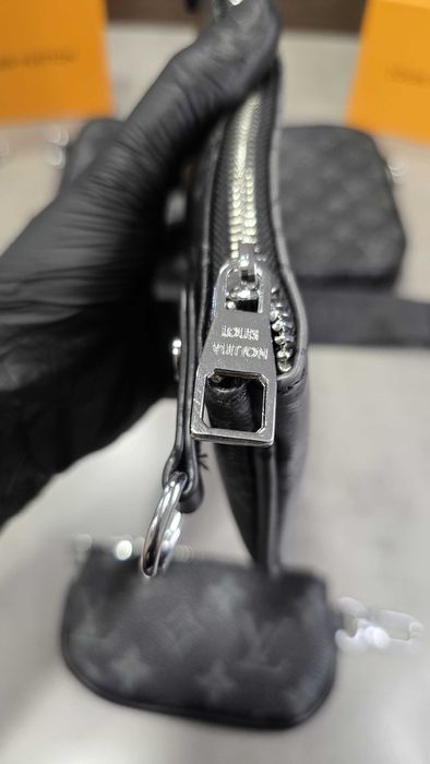 Borseta Premium Louis Vuitton Trio Messenger Gri - Negru