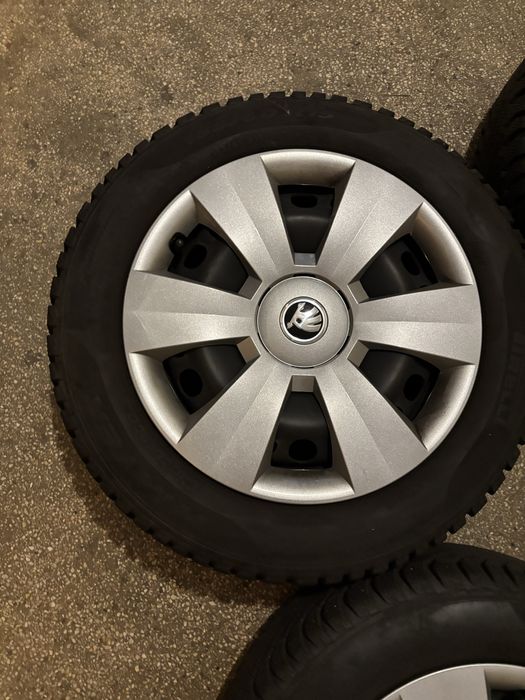 Jante originale Skoda Fabia 15+cauciucuri Pirelli dot 2021