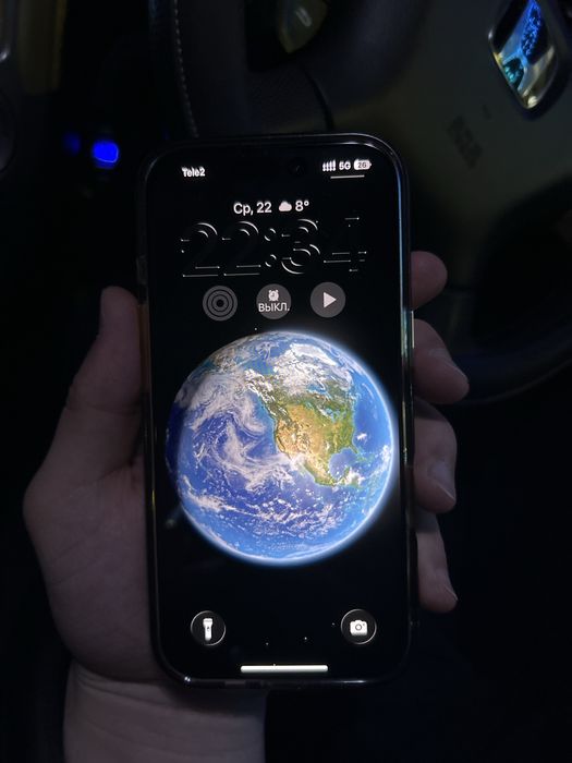 Продам iPhone 17 с гарантией